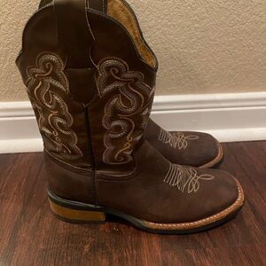 Boys cowboy boots
